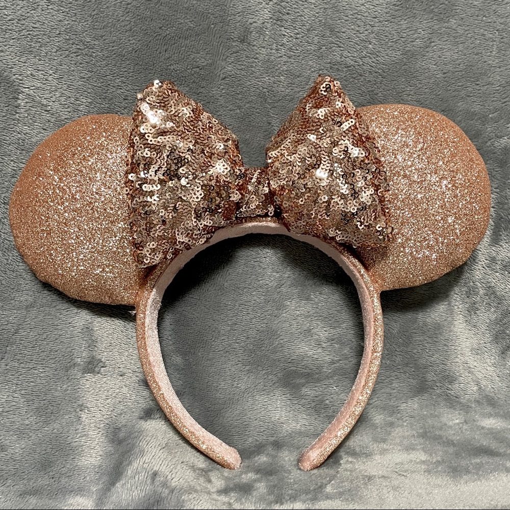 Minnie Mouse Ears Headband with Bow